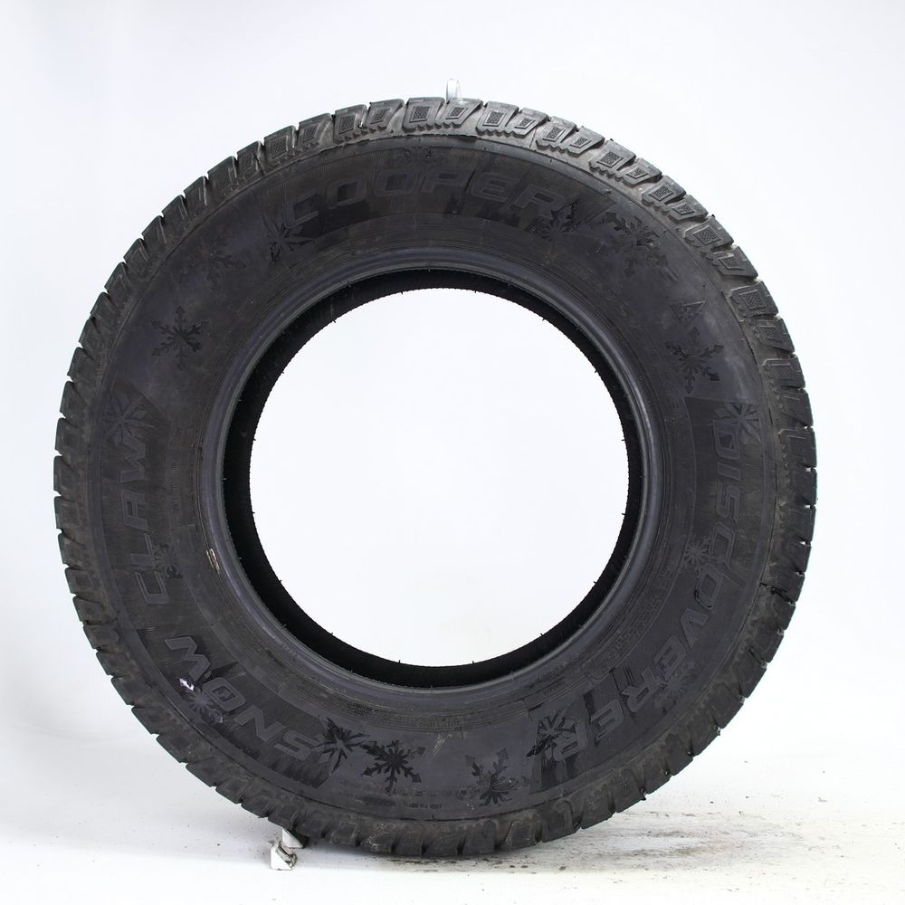 Used LT 275/70R18 Cooper Discoverer Snow Claw 125/122R - 10.5/32 - Image 3