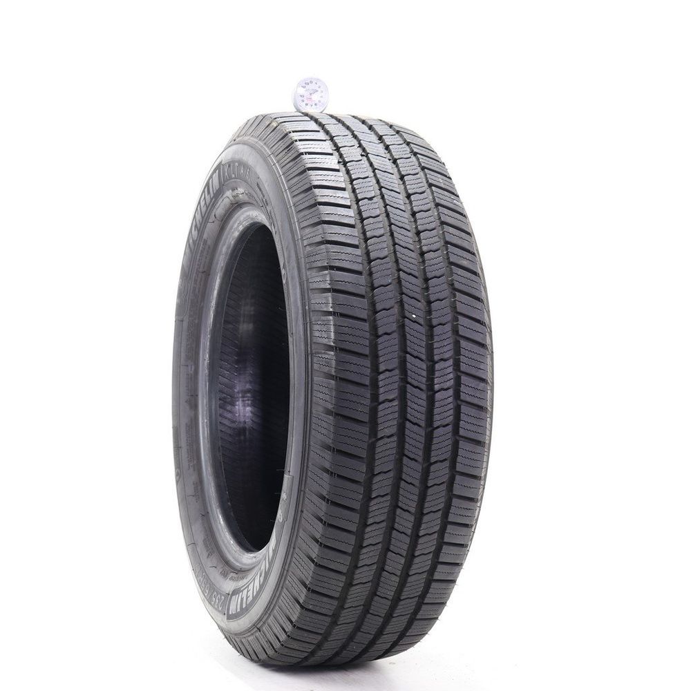 Set of (4) Used 235/65R17 Michelin X LT A/S 104T - 8.5-10/32 - Image 4