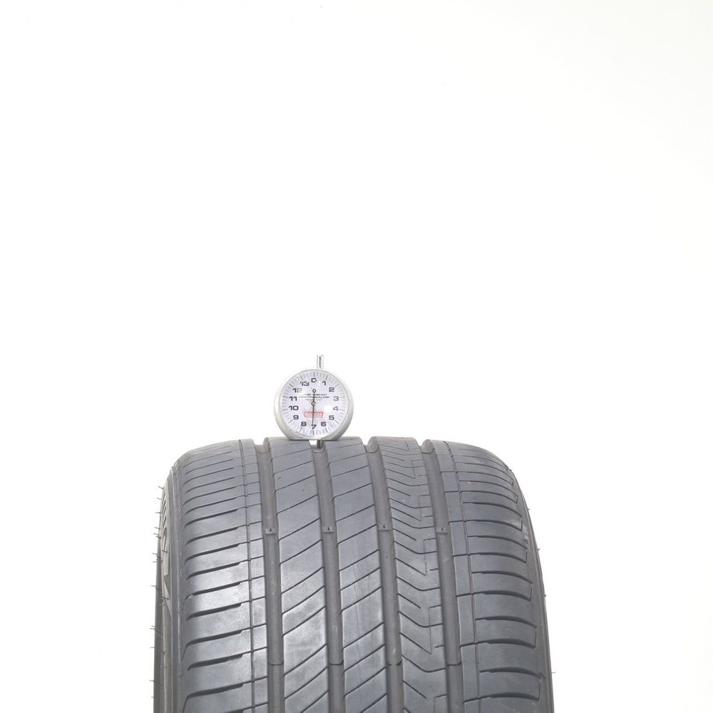 Set of (2) Used 235/40ZR18 Kumho Majesty 9 Solus TA91 95W - 7-8/32 - Image 2