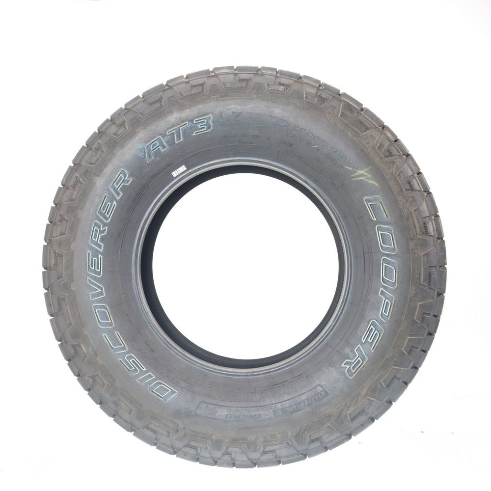 New LT 265/75R16 Cooper Discoverer AT3 LT 112/109R C - Image 3