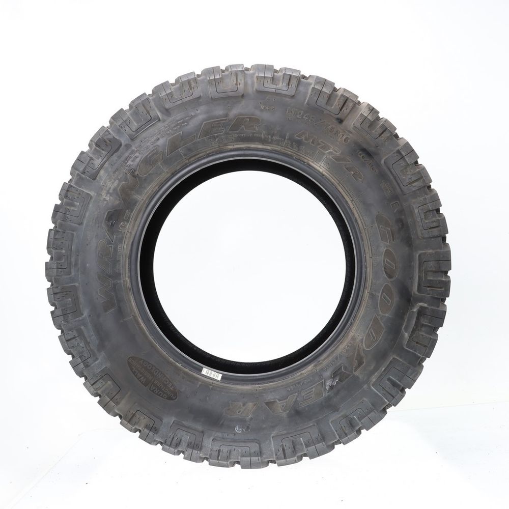 Used LT 245/75R16 Goodyear Wrangler MT/R 120/116P E - 16/32 - Image 3