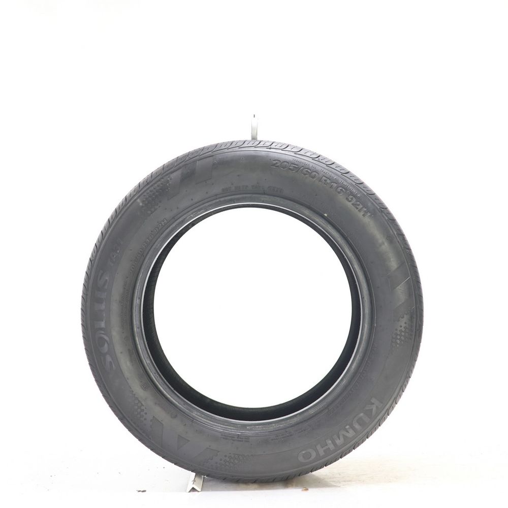 Used 205/60R16 Kumho Solus TA31 92H - 5.5/32 - Image 3