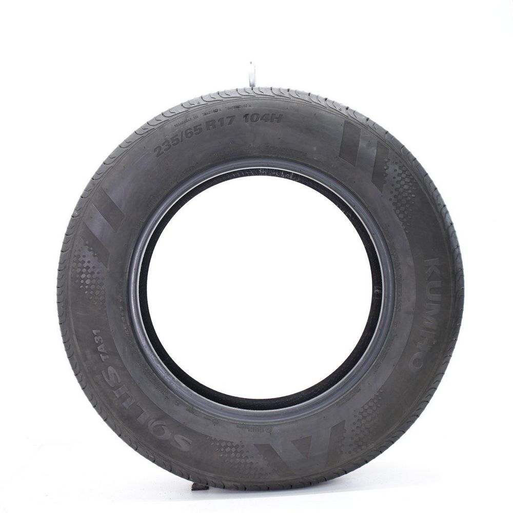 Set of (2) Used 235/65R17 Kumho Solus TA31 104H - 7.5-8/32 - Image 3