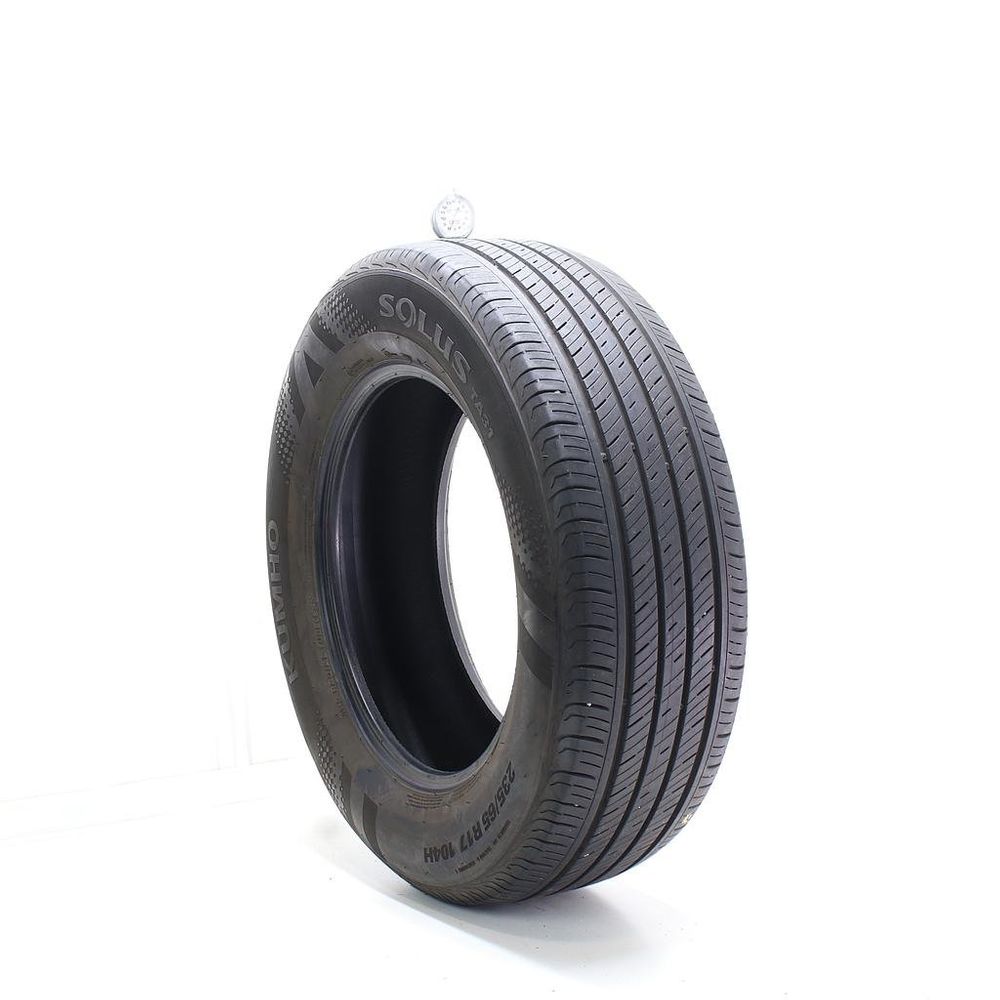 Set of (2) Used 235/65R17 Kumho Solus TA31 104H - 7.5-8/32 - Image 4