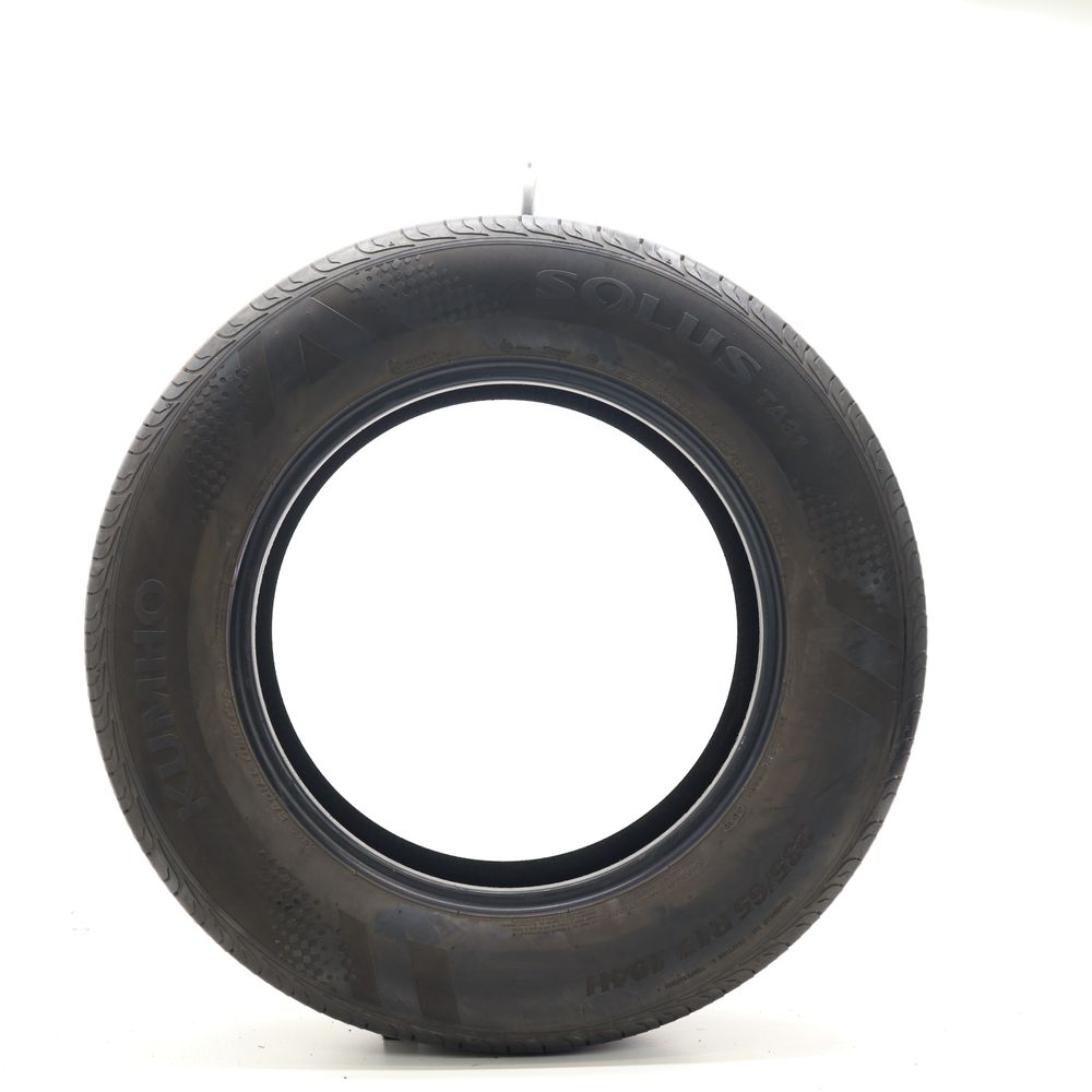 Set of (2) Used 235/65R17 Kumho Solus TA31 104H - 7.5-8/32 - Image 6