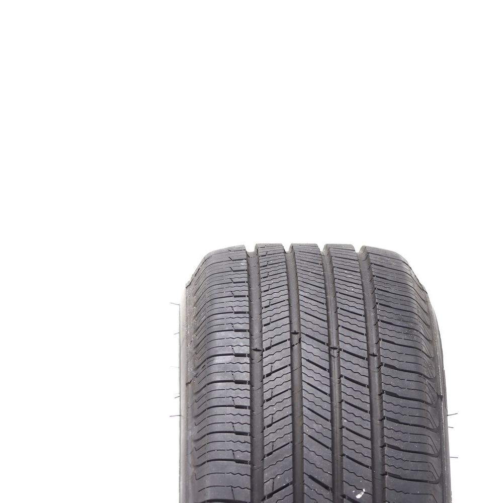 Set of (2) Used 225/60R16 Michelin Defender T+H 98H - 9-9.5/32 - Image 5