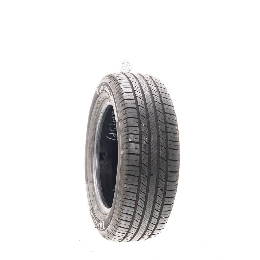 Set of (2) Used 215/60R16 Michelin Defender 2 95H - 9-9.5/32 - Image 4