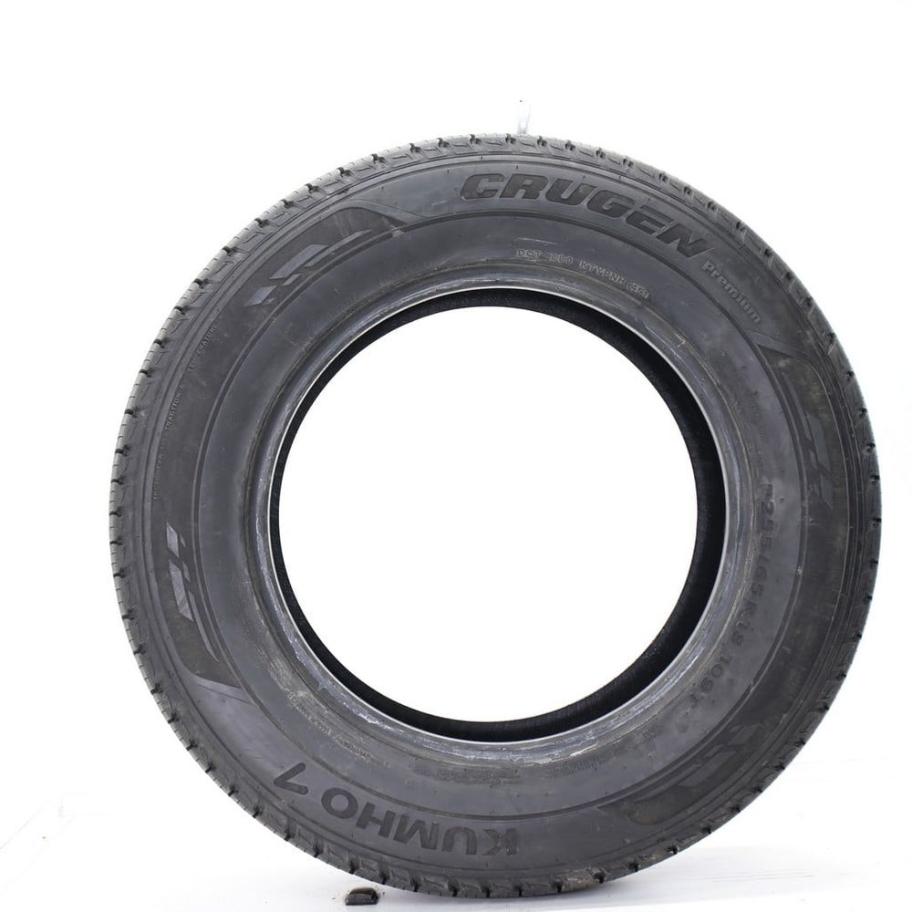 Set of (2) Used 255/65R18 Kumho Crugen Premium 109T - 10/32 - Image 3
