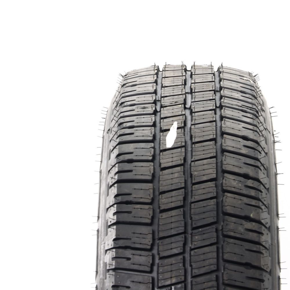 New LT 275/70R18 Michelin Agilis CrossClimate 2 125/122R E - Image 2