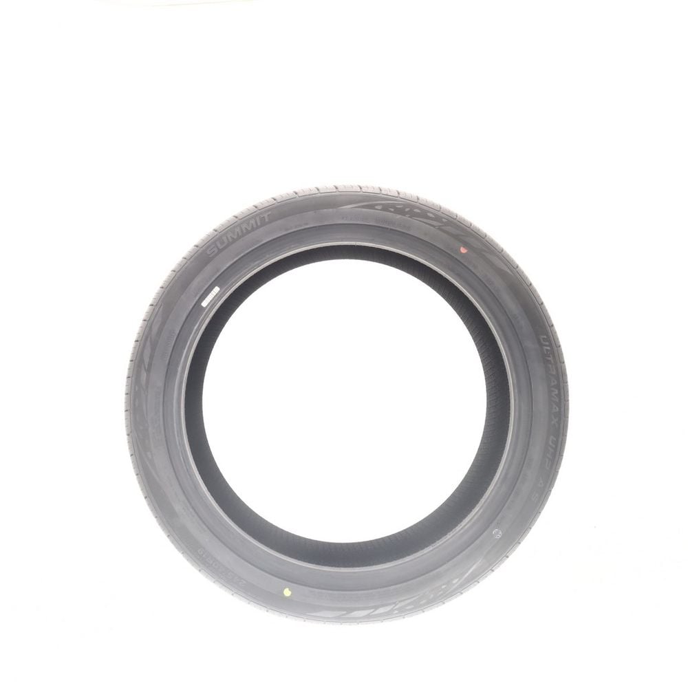 New 245/40R19 Summit Ultramax UHP AS 98W - Image 3