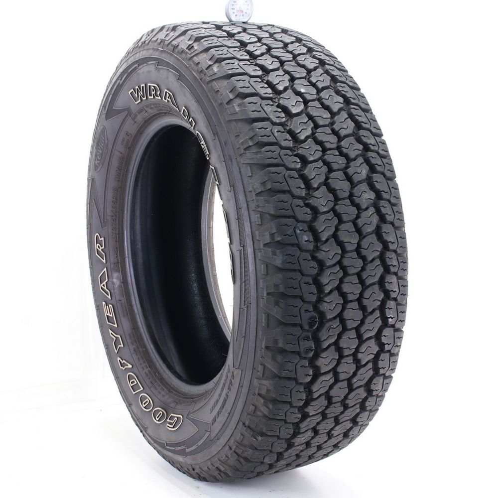 Set of (2) Used LT 275/65R18 Goodyear Wrangler All-Terrain Adventure Kevlar 113/110S C - 11.5-13/32 - Image 4