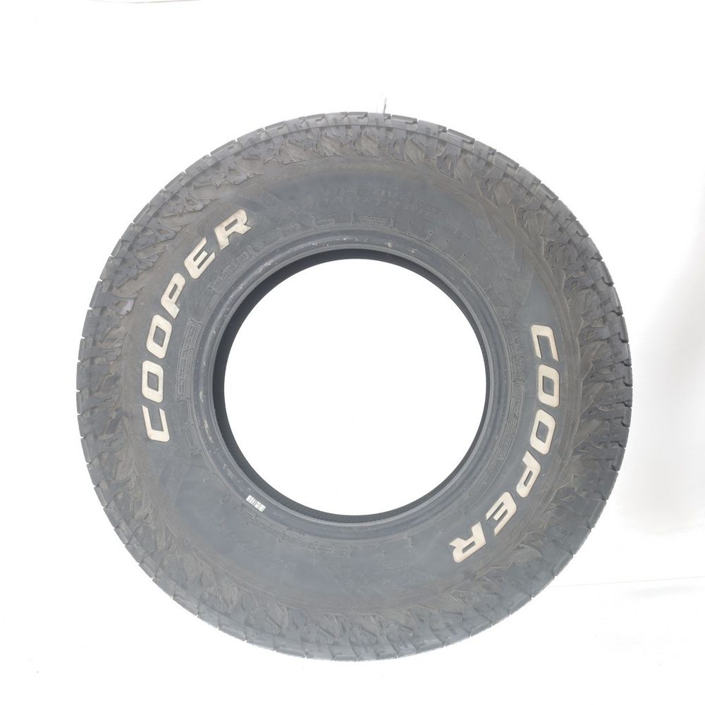 Set of (2) Used 265/75R16 Cooper Discoverer Road+Trail AT 116T - 10.5/32 - Image 3