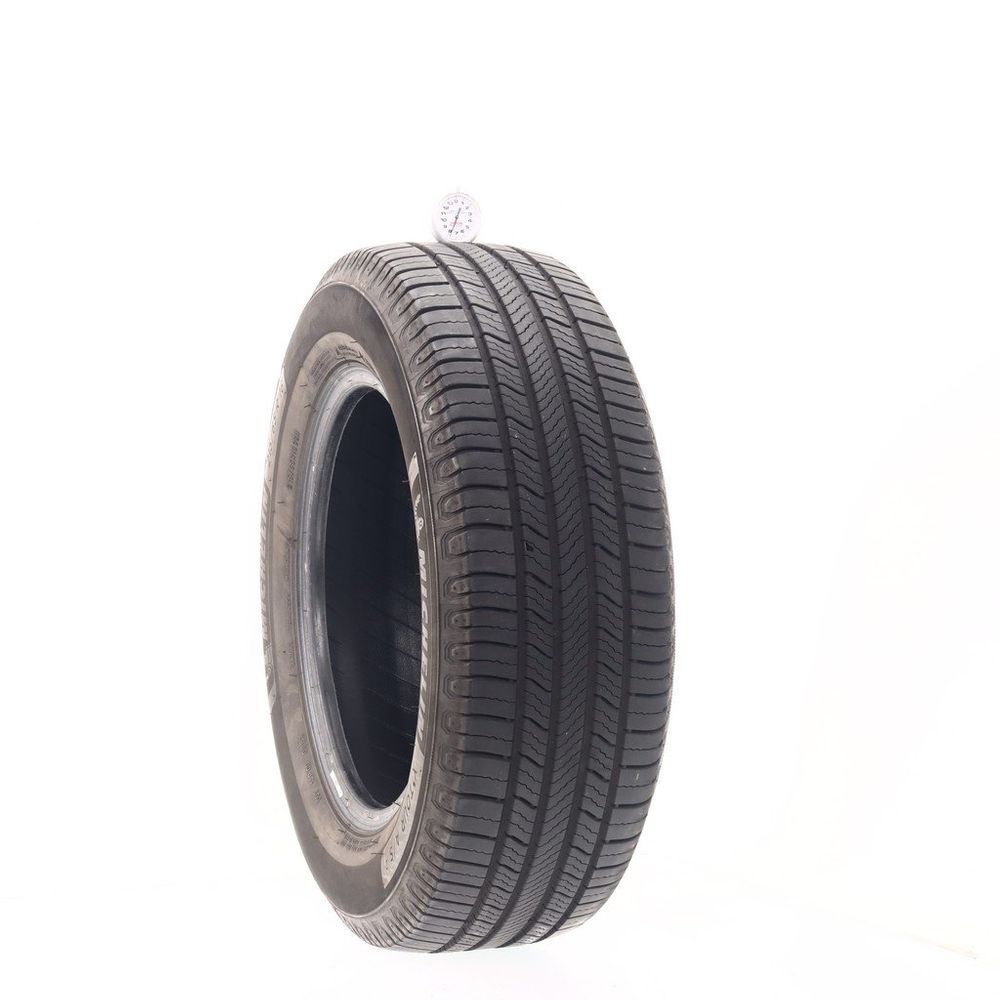 Set of (2) Used 215/65R16 Michelin X Tour A/S 2 98H - 7.5-9/32 - Image 1