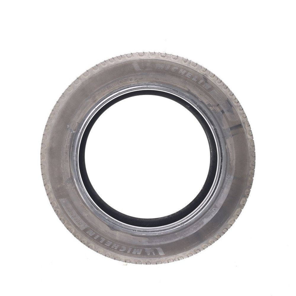 Set of (2) Used 225/60R18 Michelin Defender 2 100H - 6.5/32 - Image 3