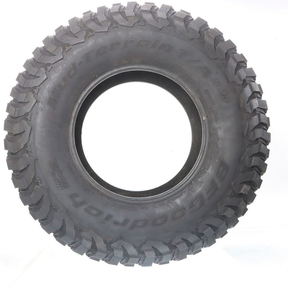 Used LT 37X13.5R17 BFGoodrich Mud-Terrain T/A KM3 121Q E - 17.5 - Image 3
