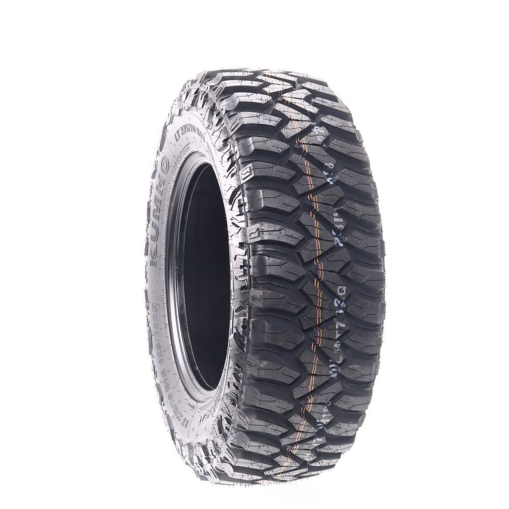 Set of (4) New LT 275/70R18 Kumho Road Venture MT71 125/122Q E - Image 1