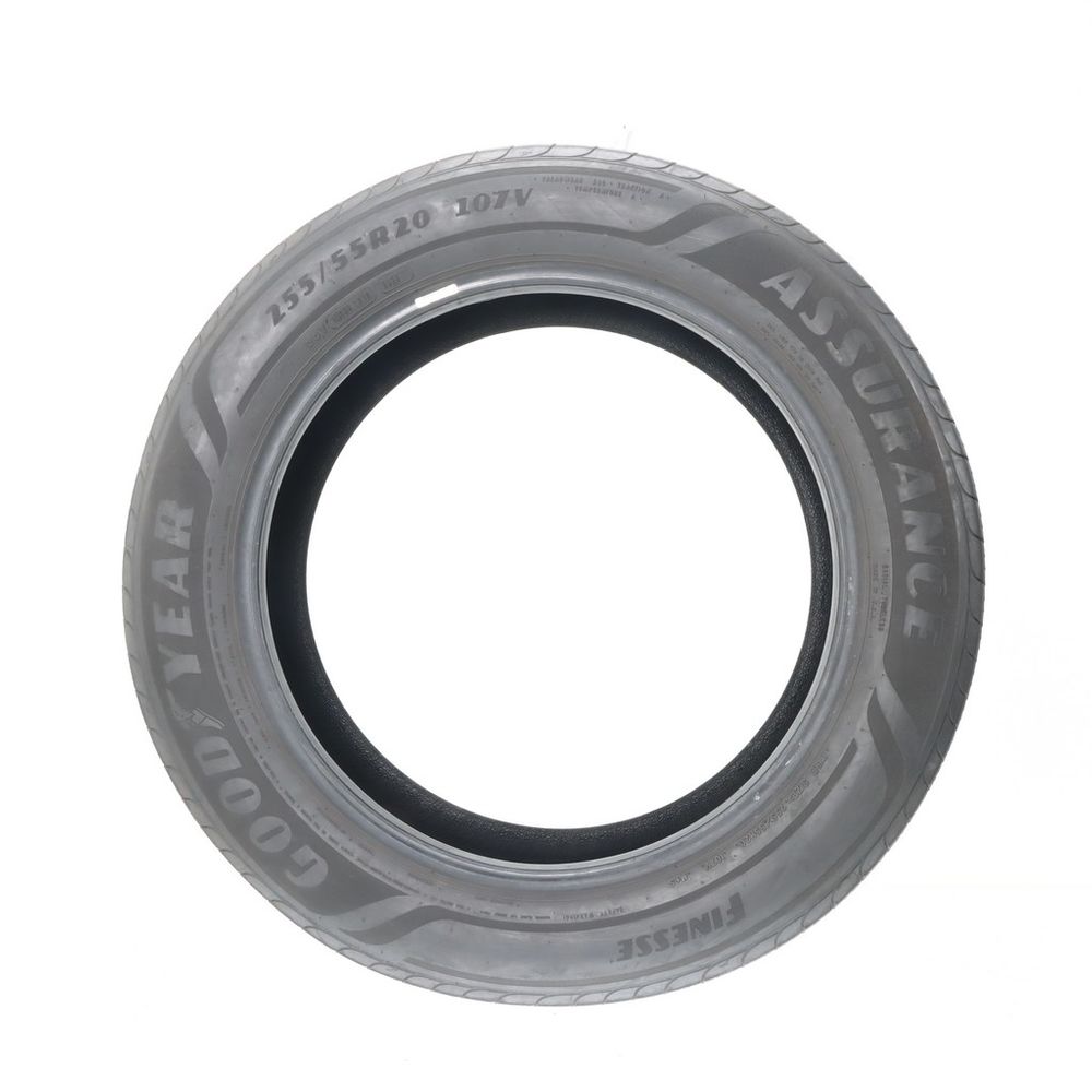 Set of (2) Used 255/55R20 Goodyear Assurance Finesse 107V - 7-7.5/32 - Image 6