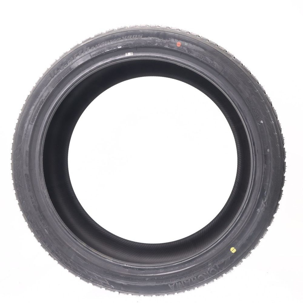 Set of (2) Driven Once 295/35R21 Yokohama BluEarth Winter V905 107V - 10/32 - Image 3