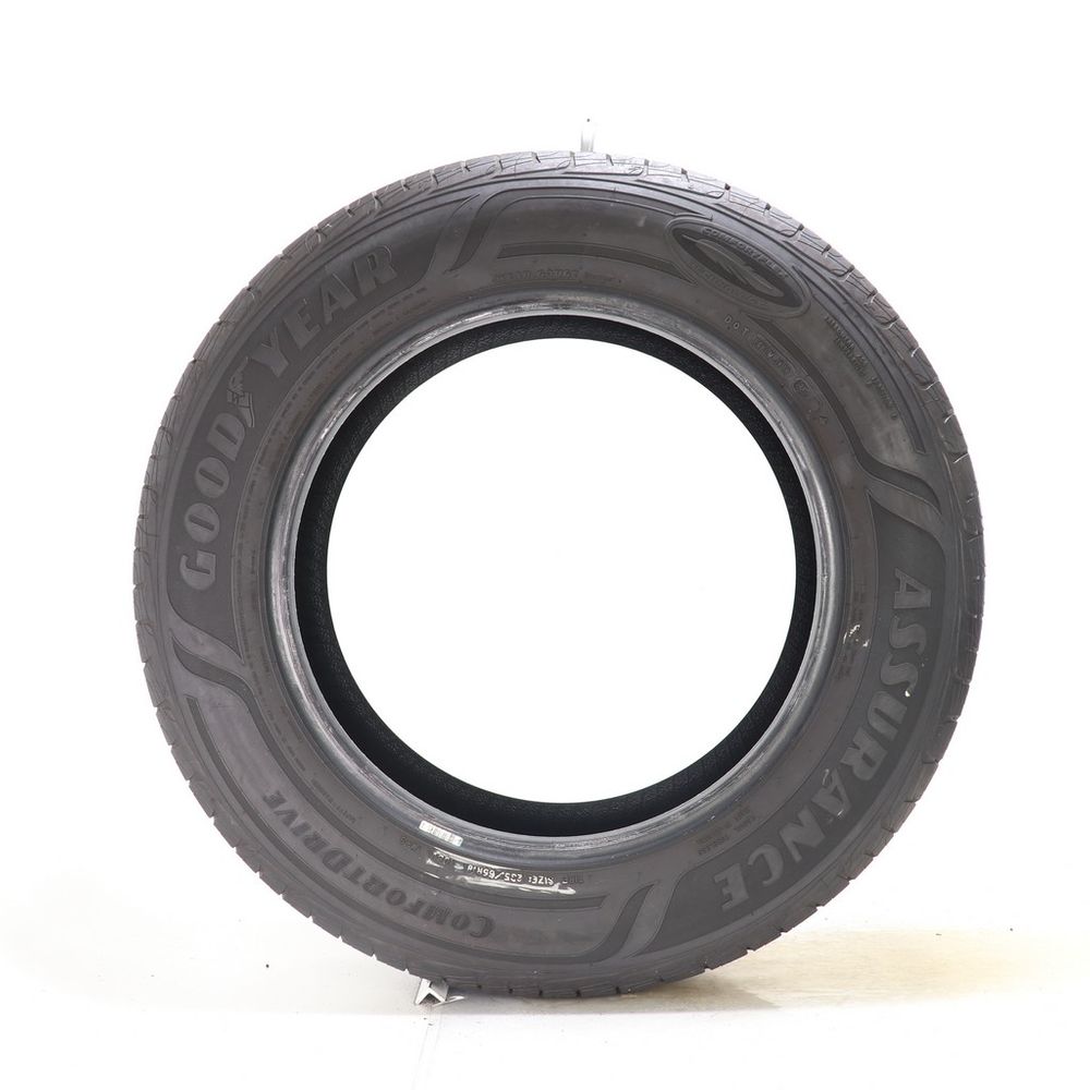 Set of (2) Used 235/65R18 Goodyear Assurance ComfortDrive 106V - 6.5-8/32 - Image 6