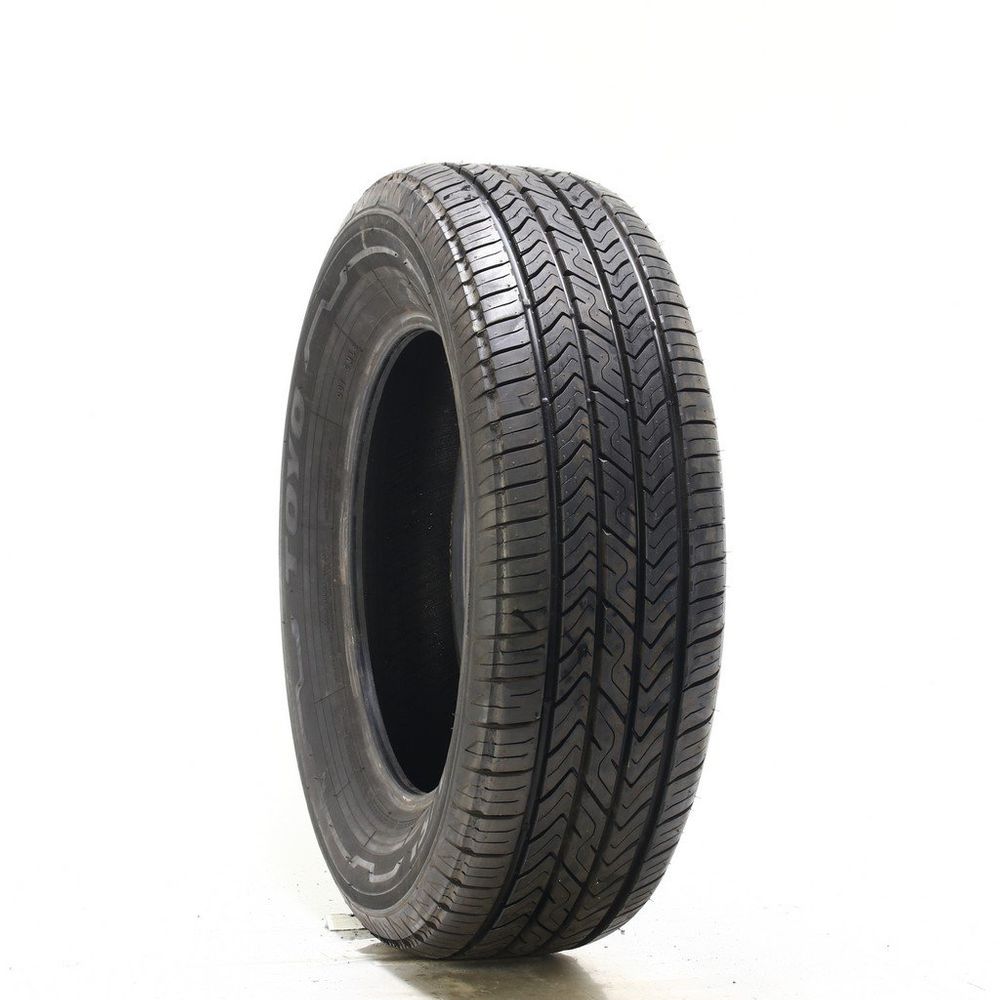 Set of (2) Driven Once 235/65R17 Toyo Extensa A/S II 104H - 11/32 - Image 1