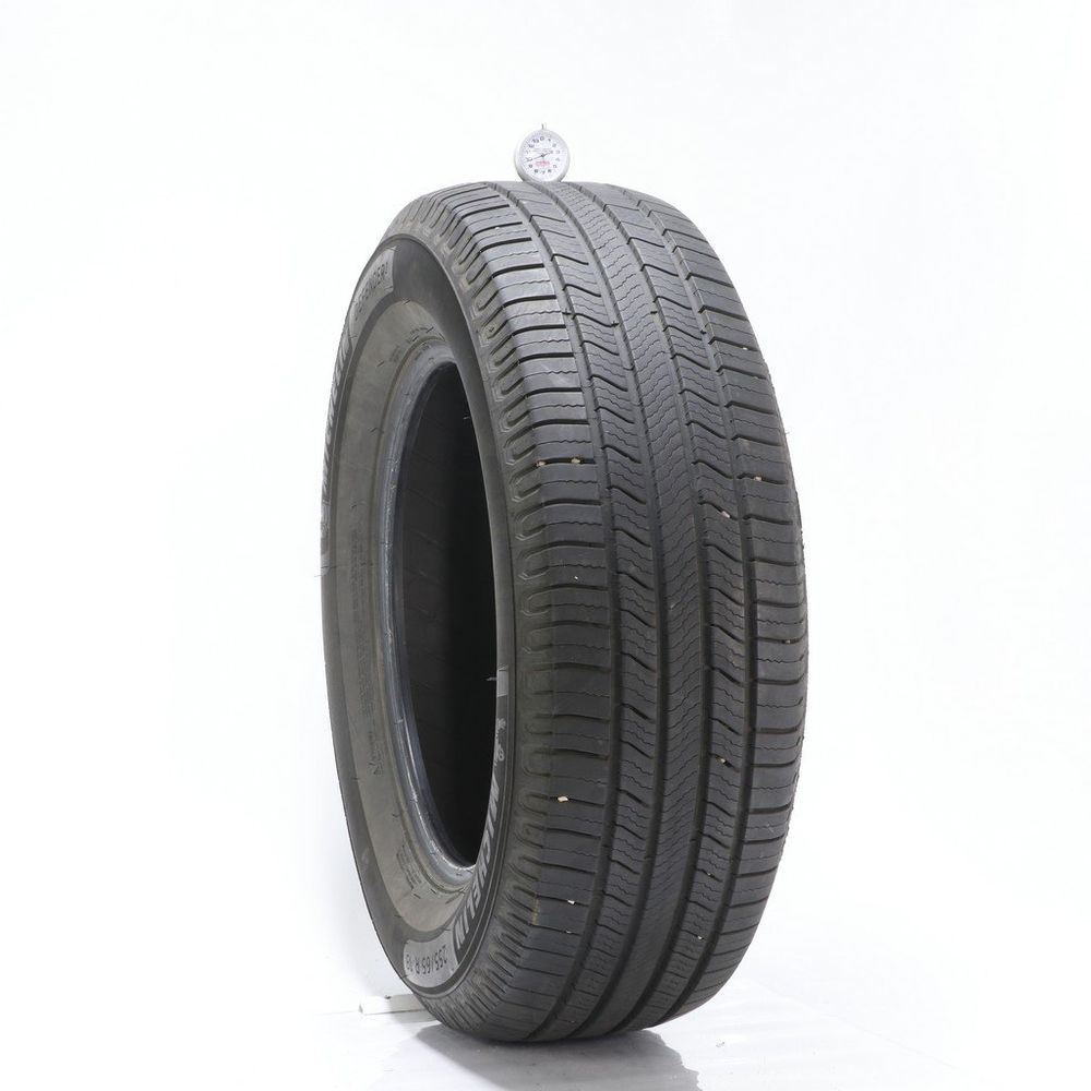 Used 255/65R18 Michelin Defender 2 111H - 9.5/32 - Image 1