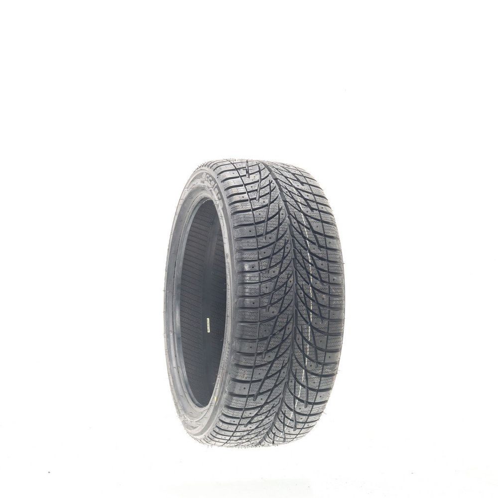 Set of (2) New 225/40R18 Accelera X Grip  92V - Image 1