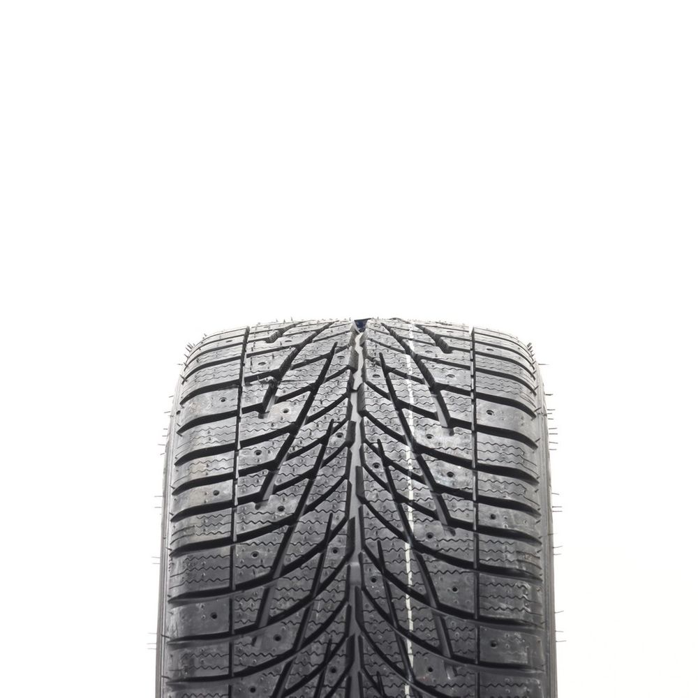 Set of (2) New 225/40R18 Accelera X Grip  92V - Image 2