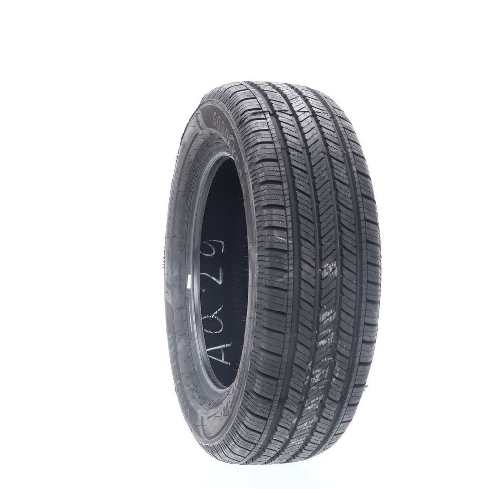 New 235/65R18 Goodyear Conquest Touring 106V - Image 1