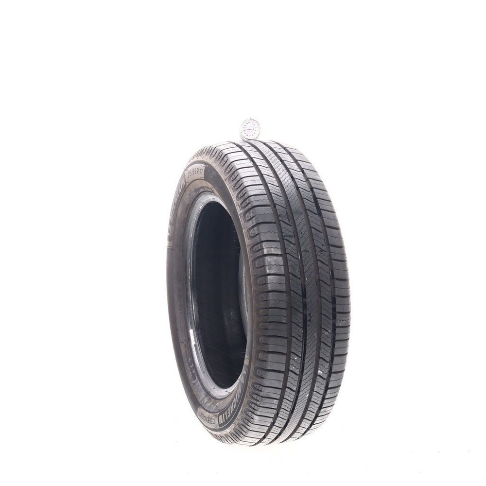 Set of (4) Used 215/65R17 Michelin Defender 2 103H - 9-10/32 - Image 4