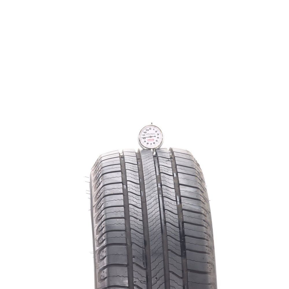 Set of (4) Used 215/65R17 Michelin Defender 2 103H - 9-10/32 - Image 5