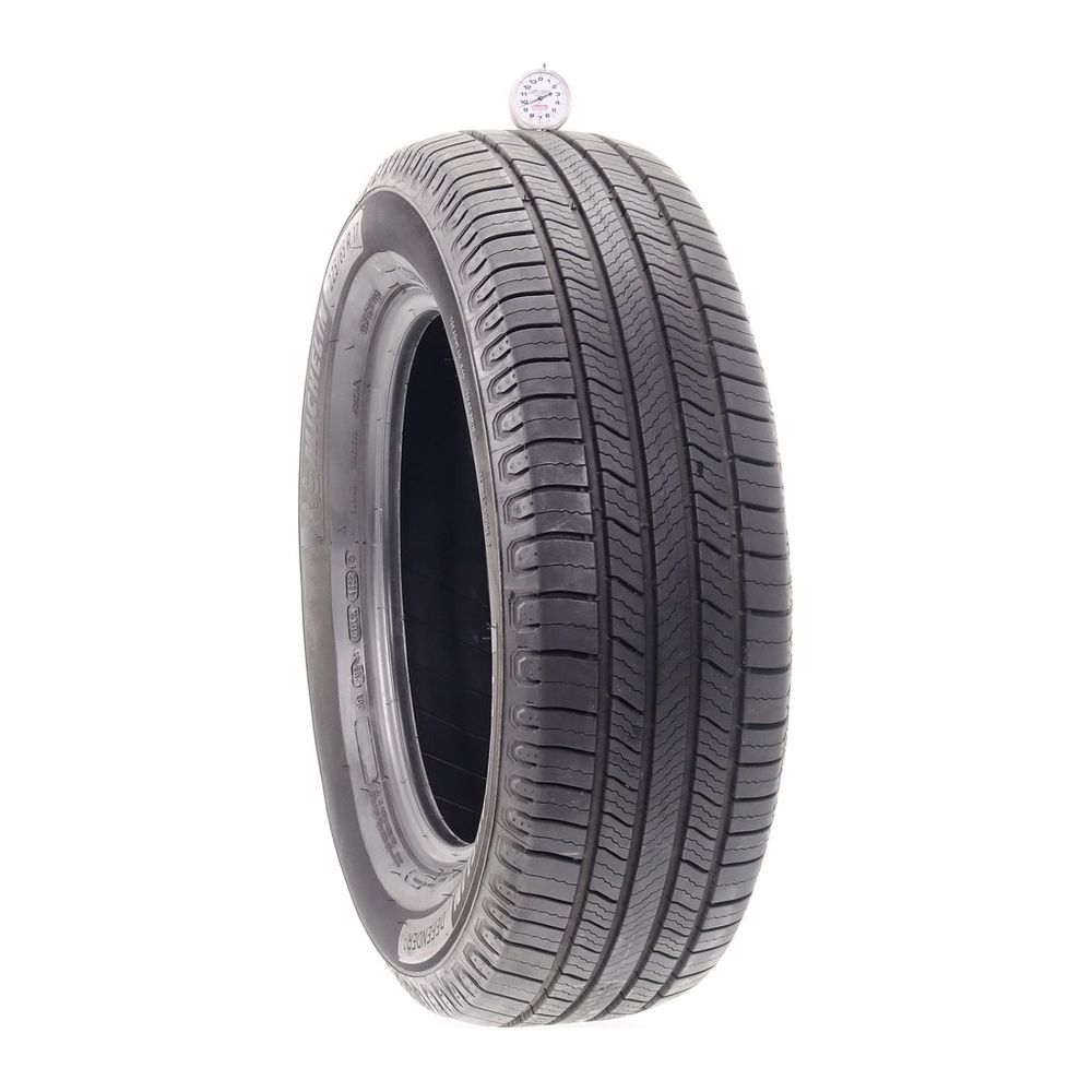 Set of (2) Used 225/65R17 Michelin Defender 2 102H - 9-9.5/32 - Image 4