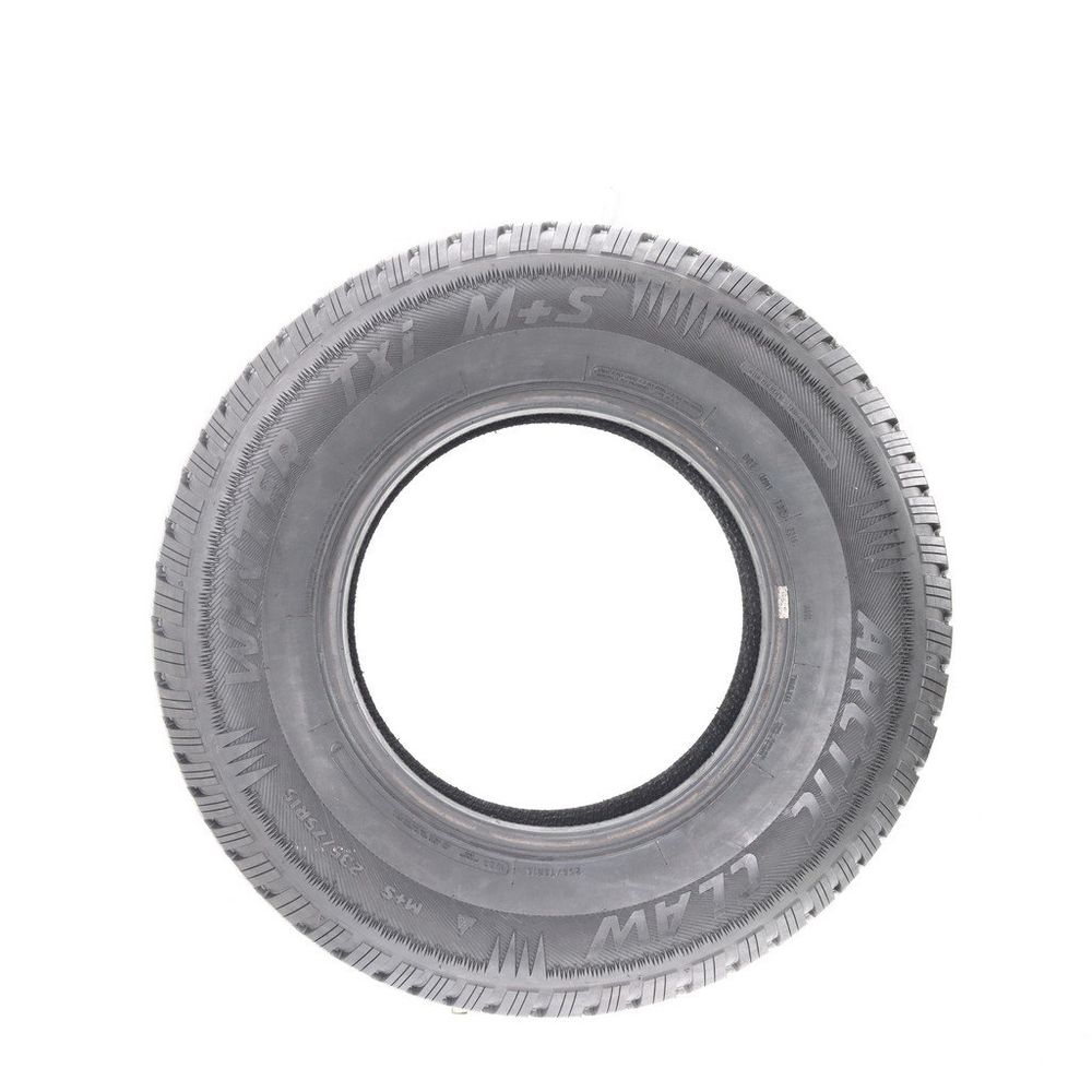 Used 235/75R15 Arctic Claw Winter TXI 105S - 10.5/32 - Image 3