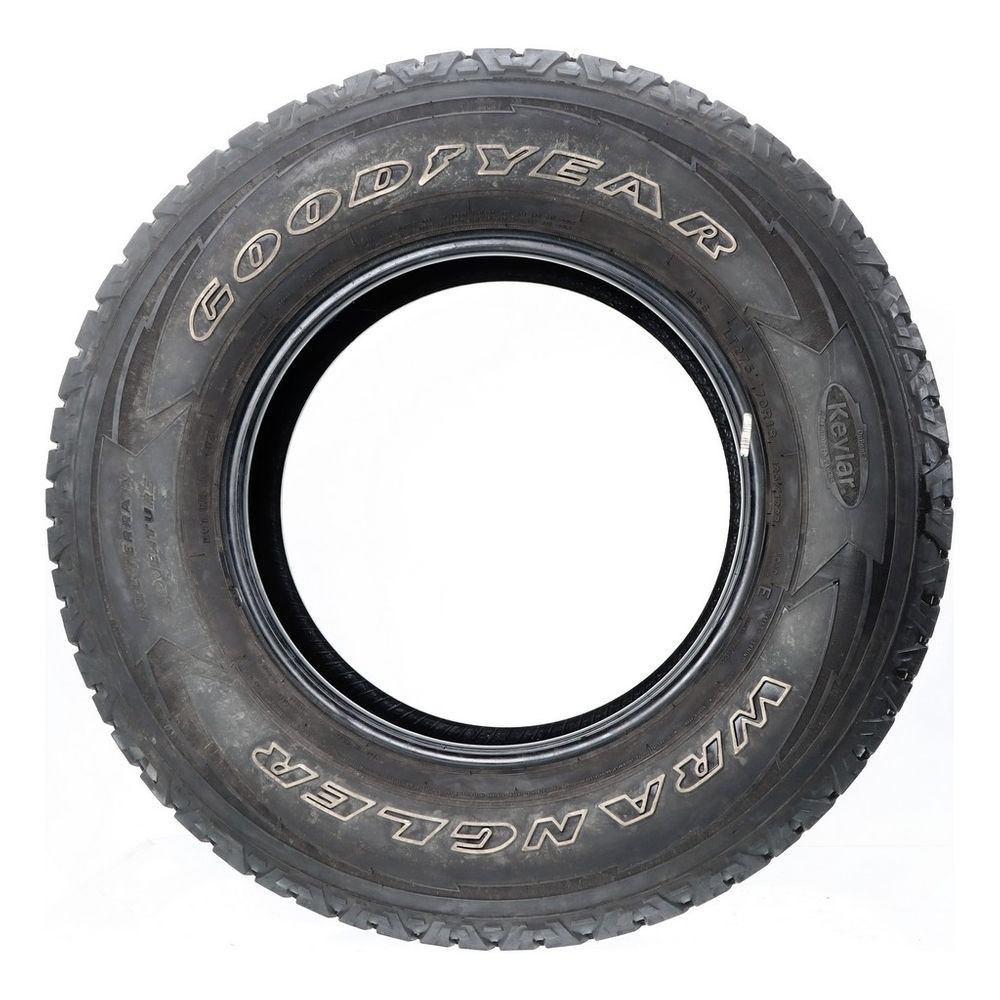 Set of (2) Used LT 275/70R18 Goodyear Wrangler All-Terrain Adventure Kevlar 125/122R E - 8.5-10/32 - Image 6