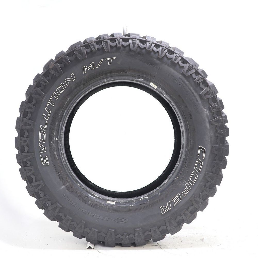 Used LT 265/70R17 Cooper Evolution M/T 121/118Q - 12/32 - Image 3