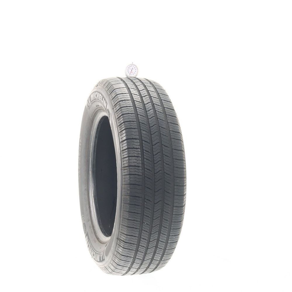 Set of (2) Used 225/65R17 Michelin Defender XT 102T - 7.5-9/32 - Image 1