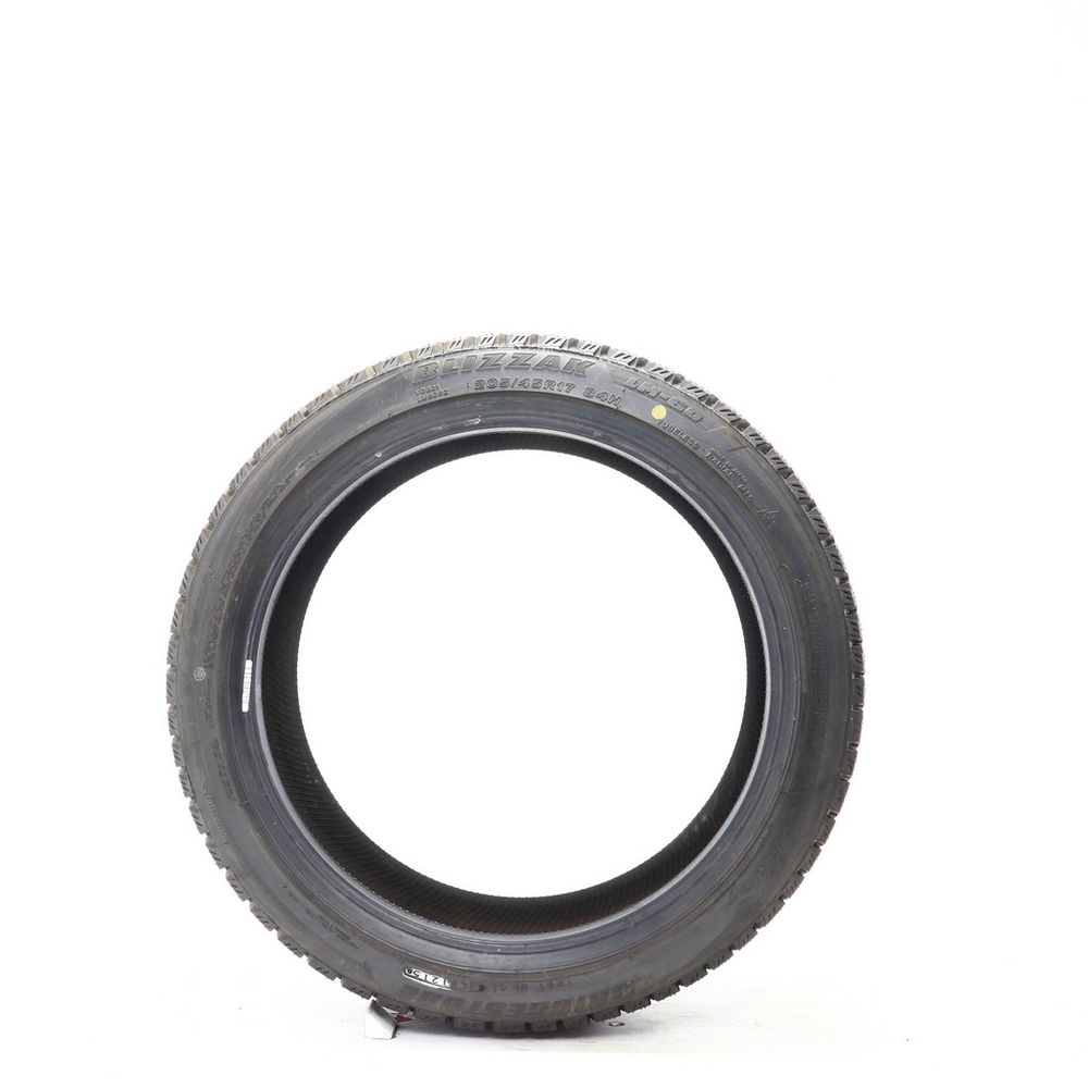 Driven Once 205/45R17 Bridgestone Blizzak LM-60 84H - 10.5/32 - Image 3