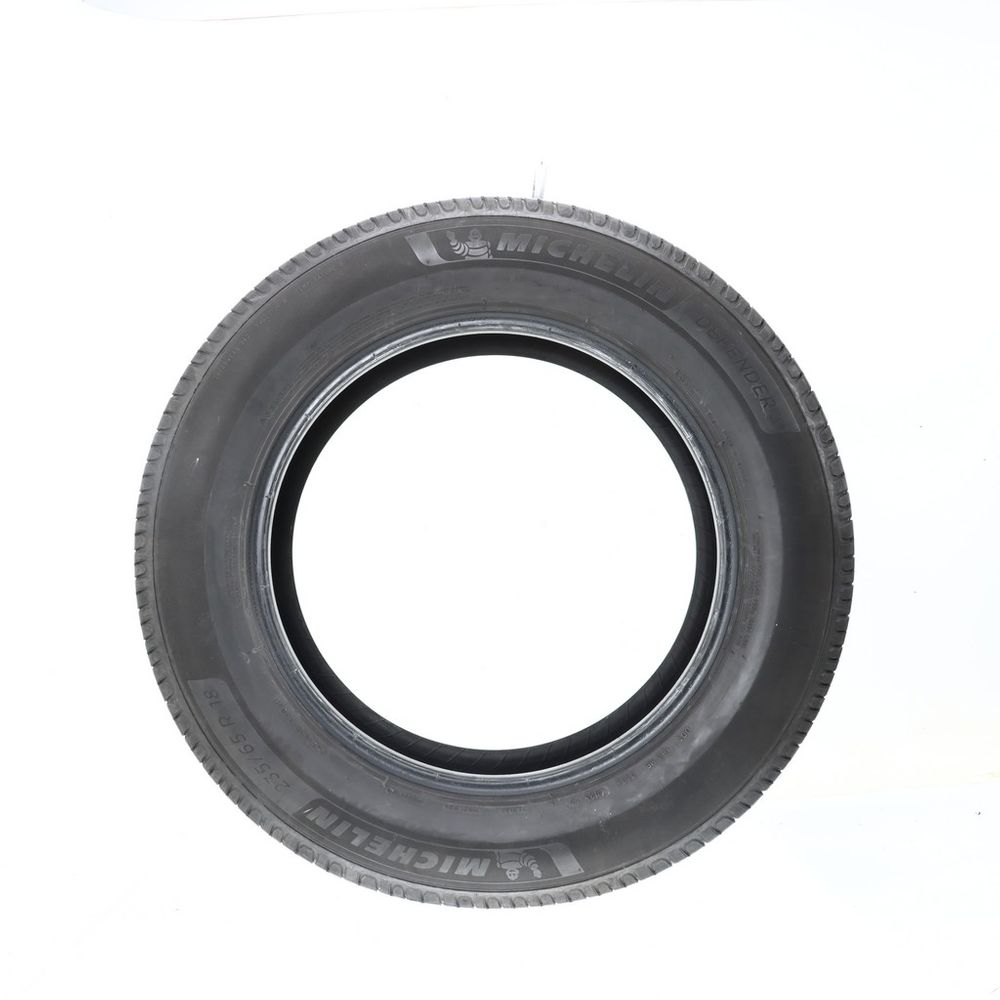 Set of (4) Used 235/65R18 Michelin Defender 2 106H - 7-8.5/32 - Image 3