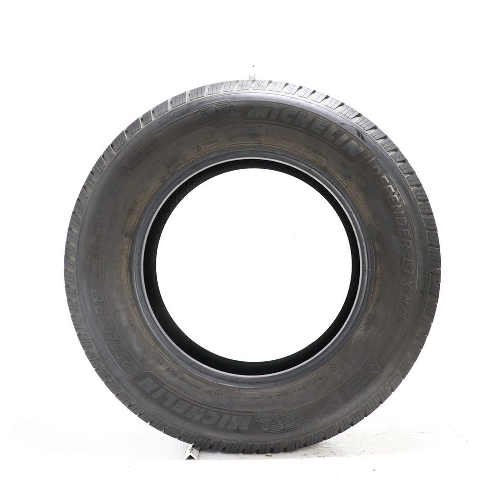 Used 255/65R17 Michelin Defender LTX M/S 110T - 6.5/32 - Image 3