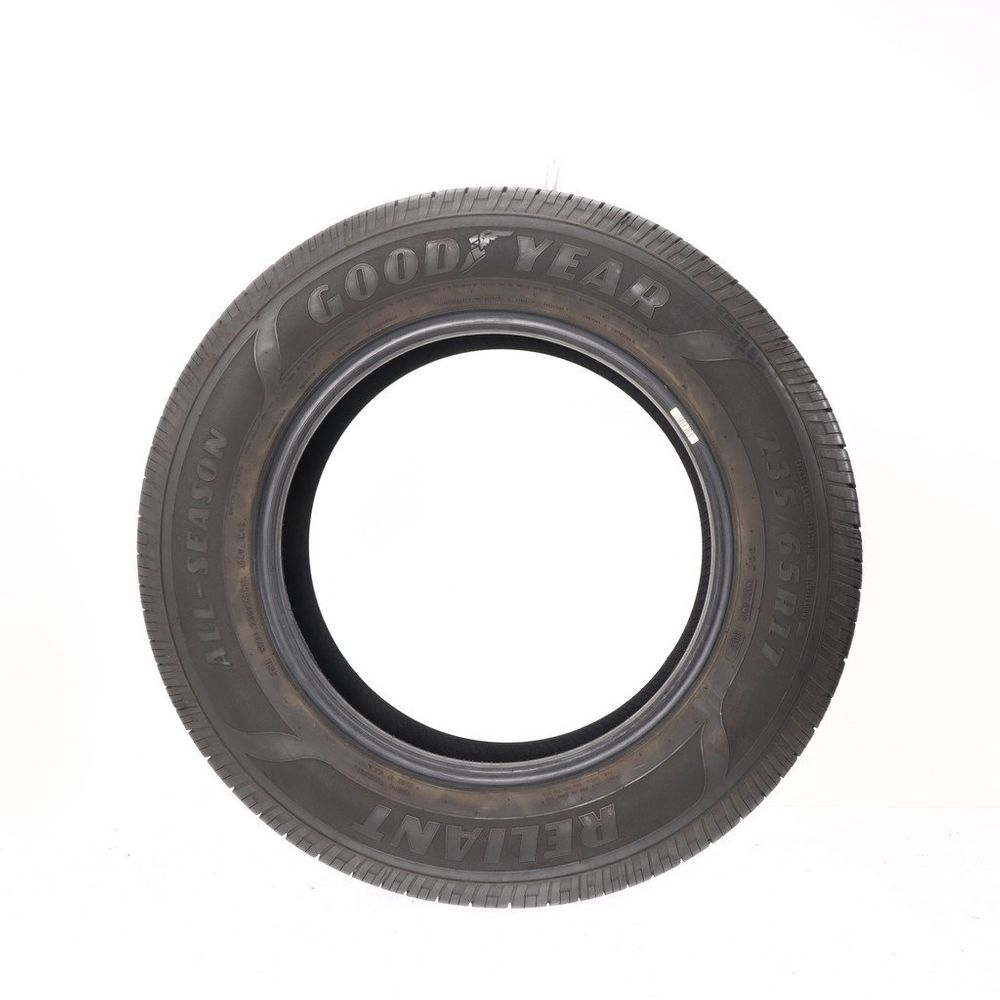 Set of (4) Used 235/65R17 Goodyear Reliant All-season 104V - 7.5-9/32 - Image 3