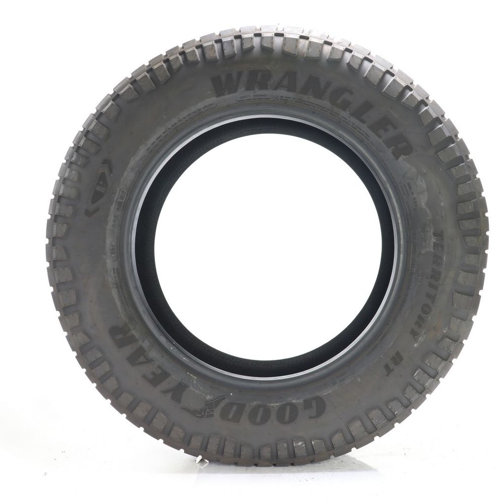 Used LT 285/65R20 Goodyear Wrangler Territory RT TO SoundComfort 123/120H D - 7.5/32 - Image 3