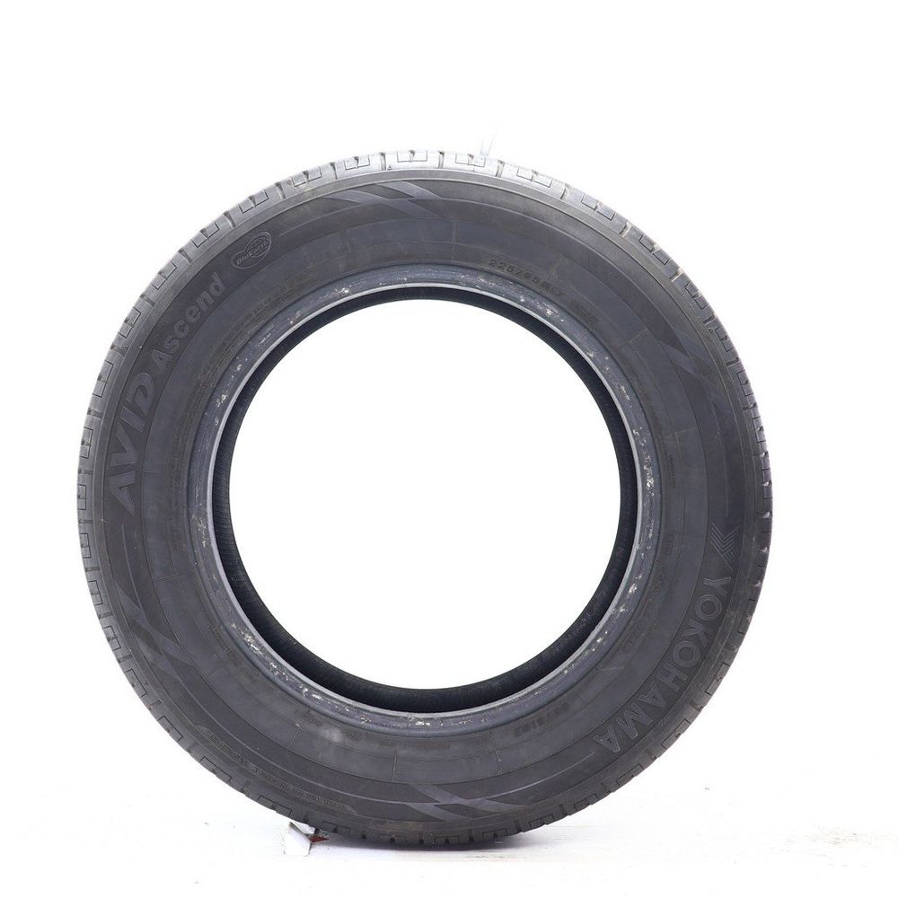 Set of (4) Used 225/65R17 Yokohama Avid Ascend 102H - 7.5-8/32 - Image 3