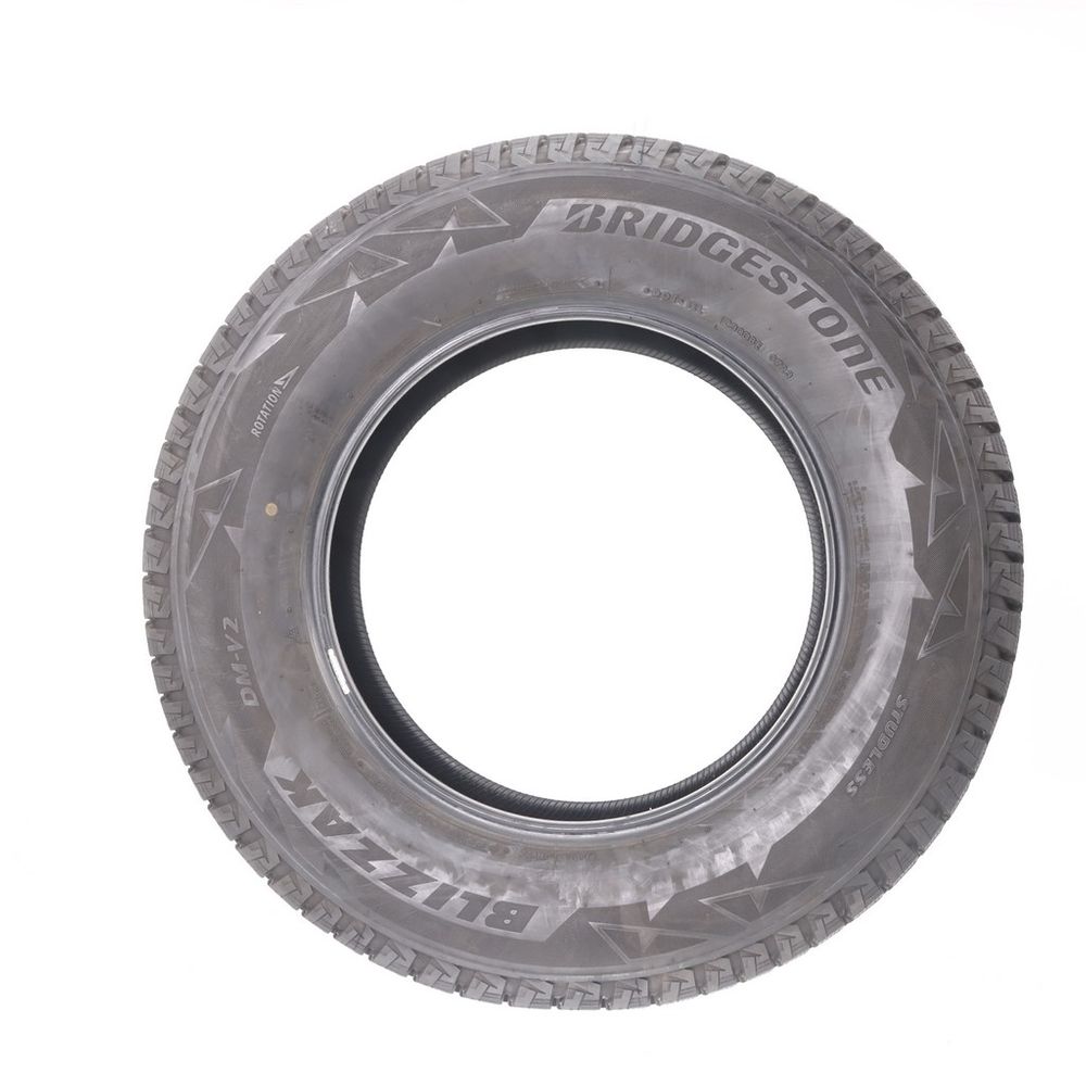 Used 255/70R18 Bridgestone Blizzak DM-V2 112S - 12.5/32 - Image 3