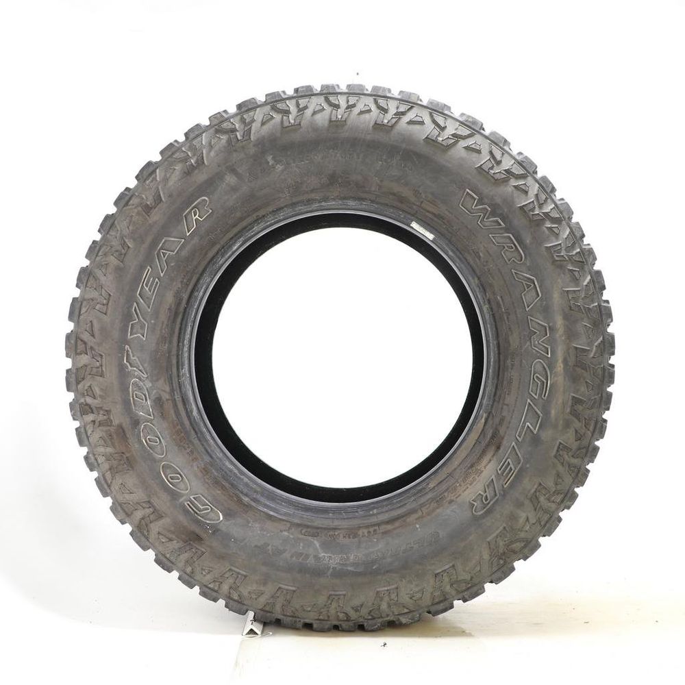 Used LT 285/70R17 Goodyear Wrangler Ultra Terrain AT 121/118Q E - 6/32 - Image 3