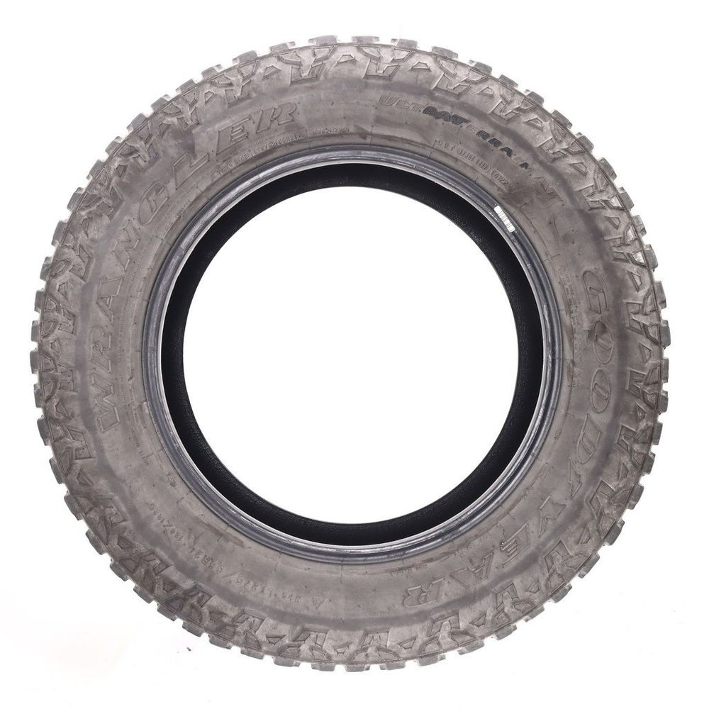 Set of (2) Used LT 275/65R20 Goodyear Wrangler Ultra Terrain AT 126/123Q E - 11.5-12.5/32 - Image 3