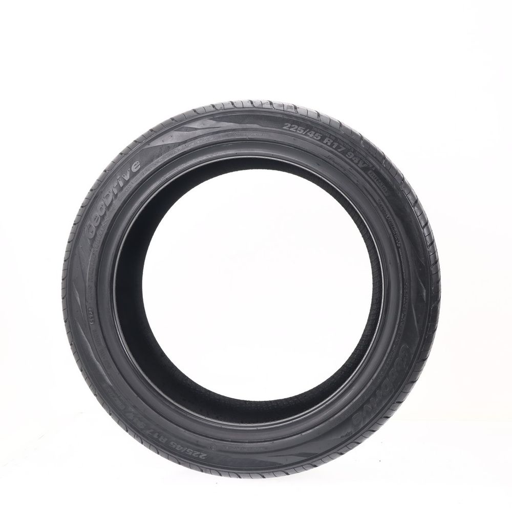 New 225/45R17 GeoDrive KU27 94V - Image 3