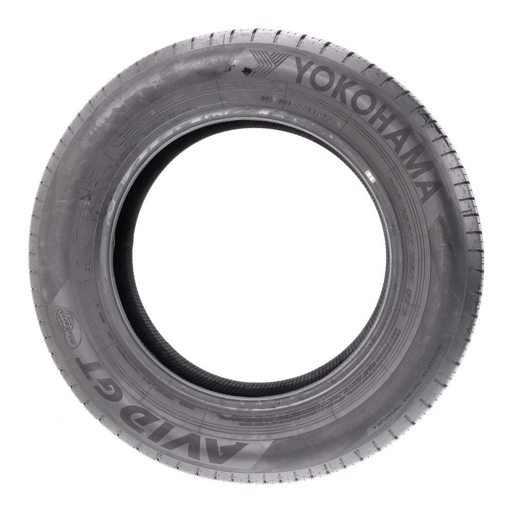 Set of (2) Used 225/65R17 Yokohama Avid GT S35 102H - 8.5-9.5/32 - Image 6