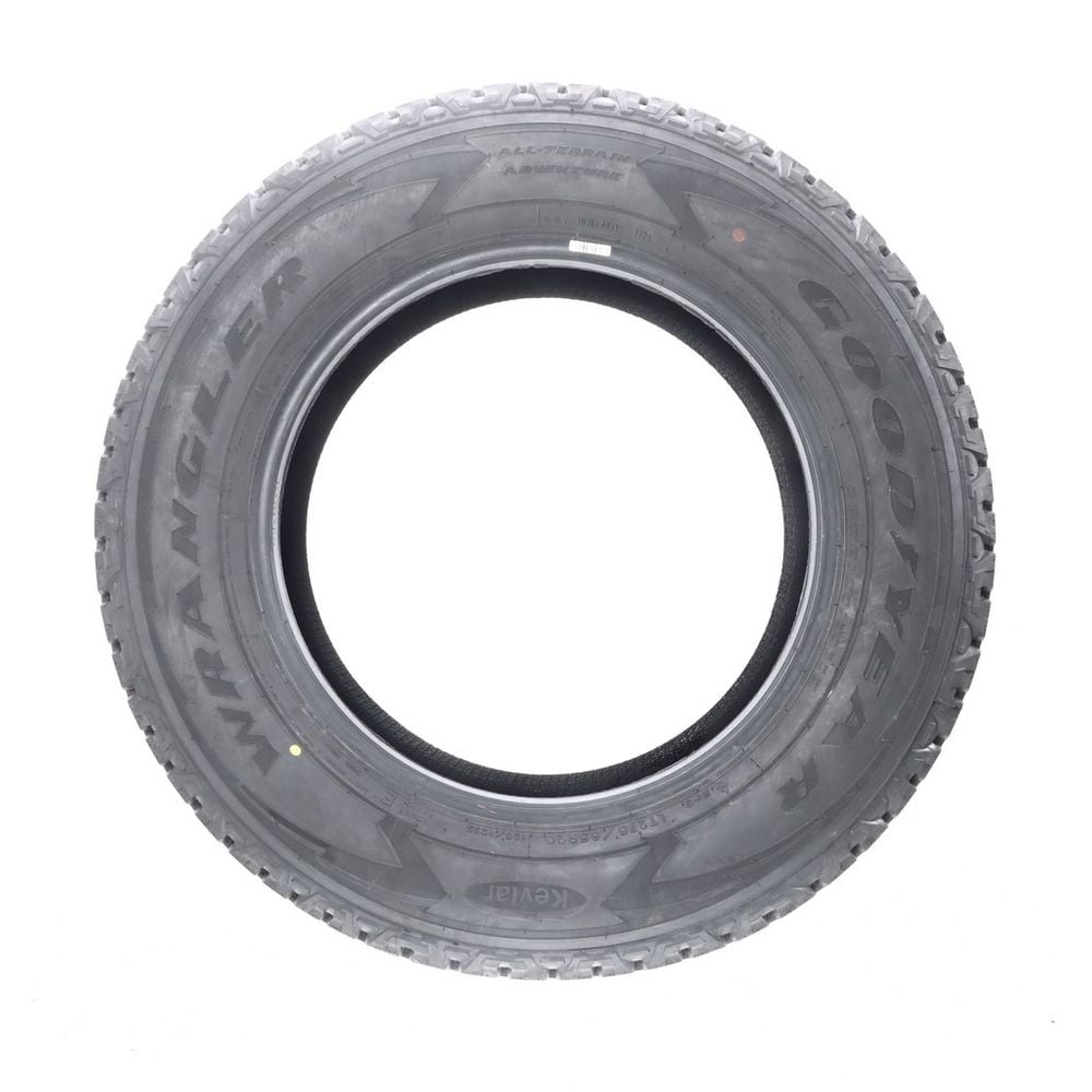 Set of (2) Used LT 275/65R20 Goodyear Wrangler All-Terrain Adventure Kevlar 126/123S E - 14.5/32 - Image 3