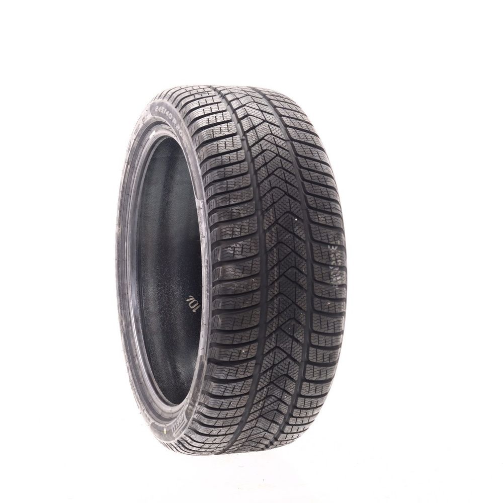 New 245/40R20 Pirelli Winter Sottozero 3 Run Flat 99V - Image 1