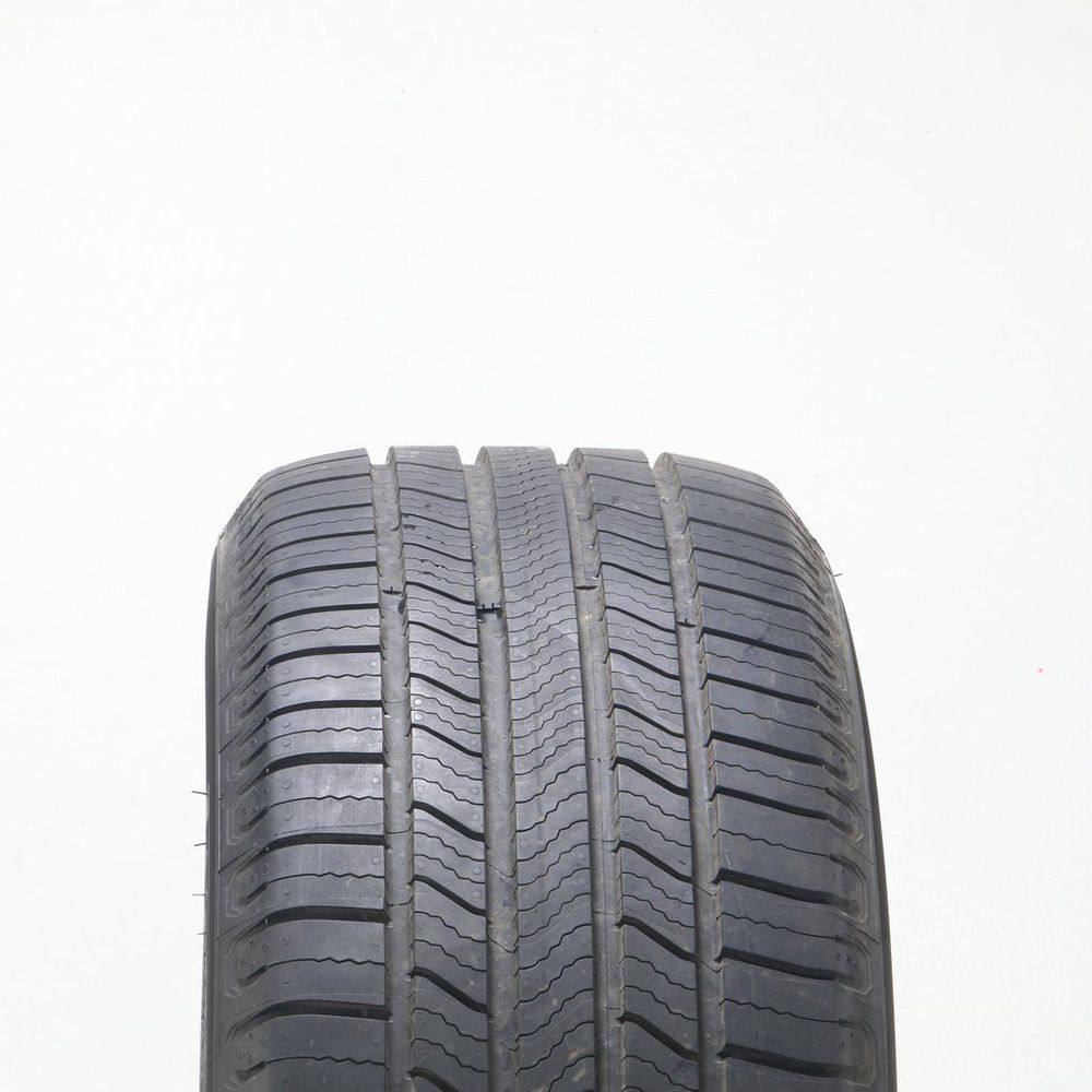 Set of (4) Driven Once 255/50R19 Michelin Defender 2 107H - 10.5/32 - Image 2