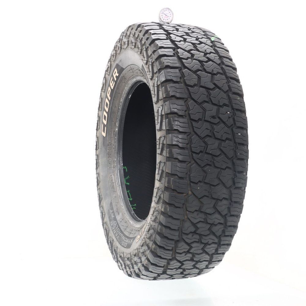 Used LT 275/70R18 Cooper Discoverer Stronghold AT 125/122S E - 11/32 - Image 1